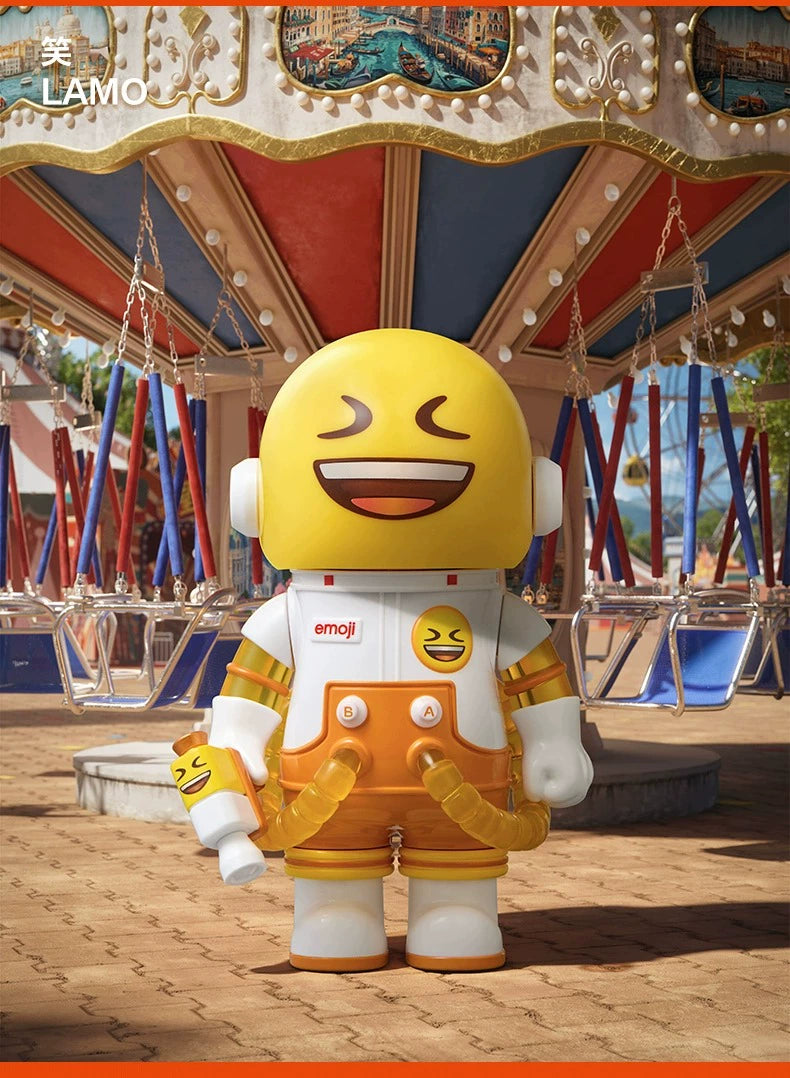 POP MART MEGA SPACE MOLLY 100% and emoji series blind box