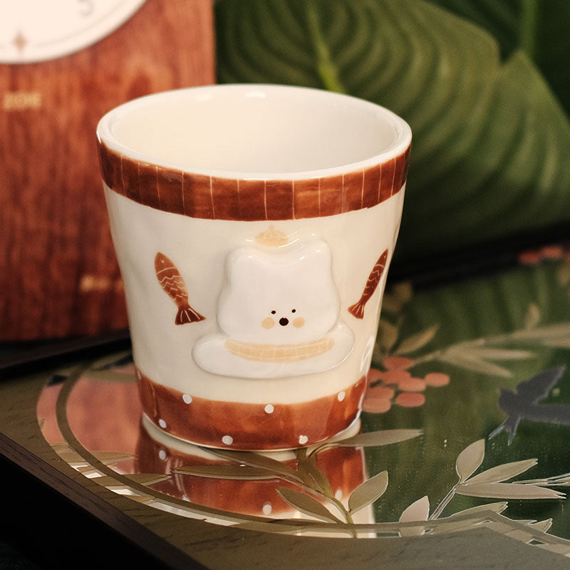 EXLUWOR Cherry white Bear fish Holding Ceramic Cup